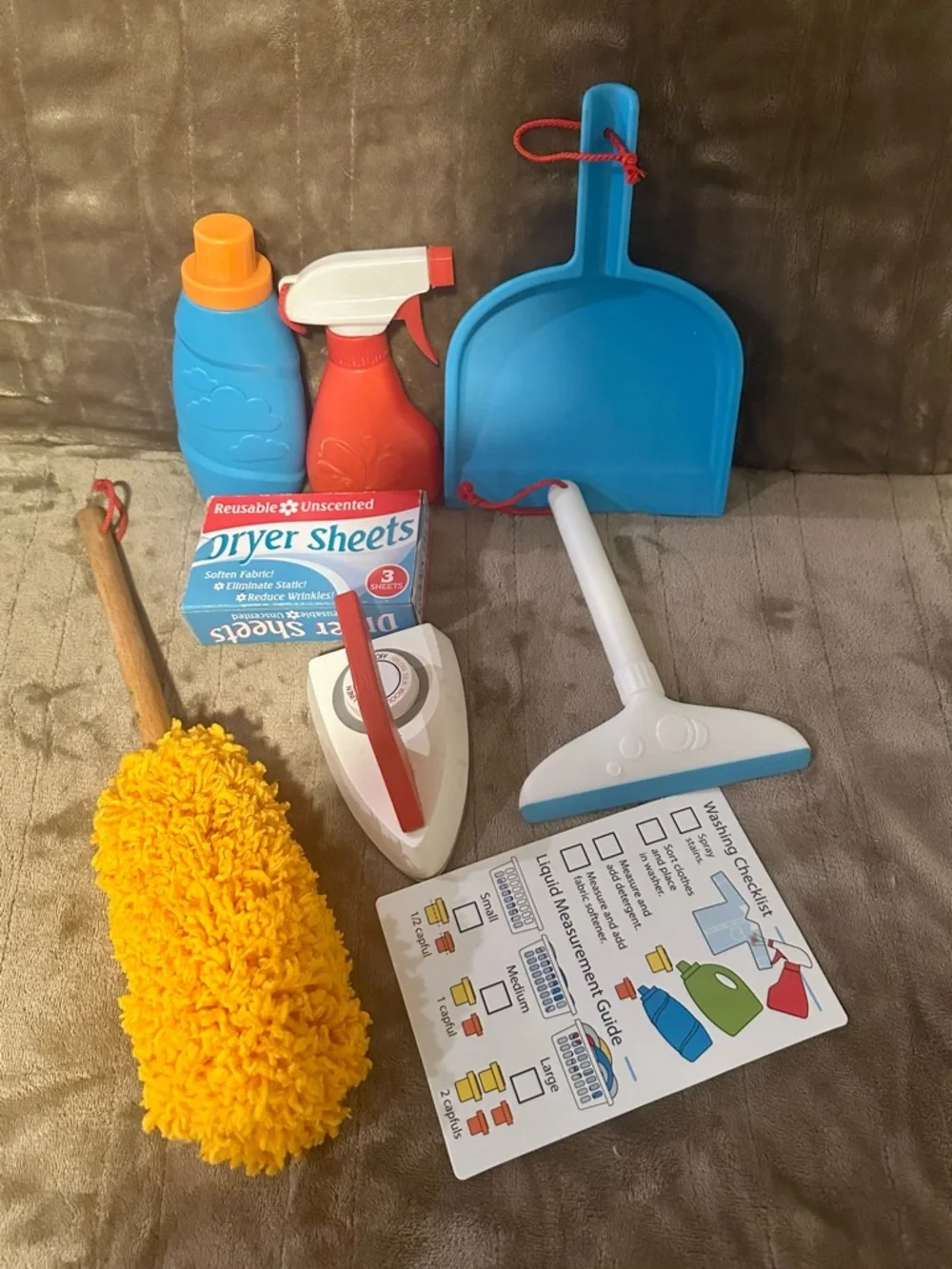 Melissa & Doug - Cleaning/Laundry Set - Picture 1 of 1
